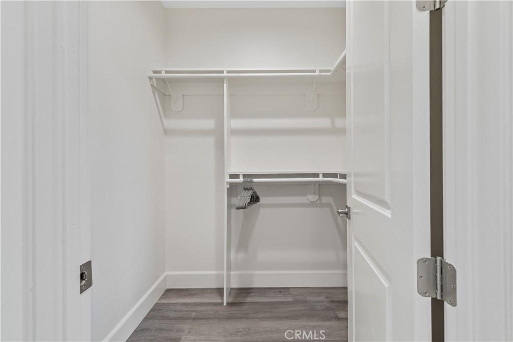 MLS #OC25271669 image #29