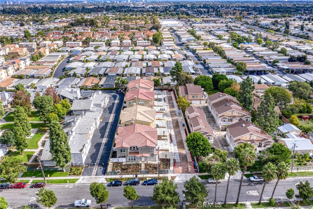 MLS #OC25271669 image #5