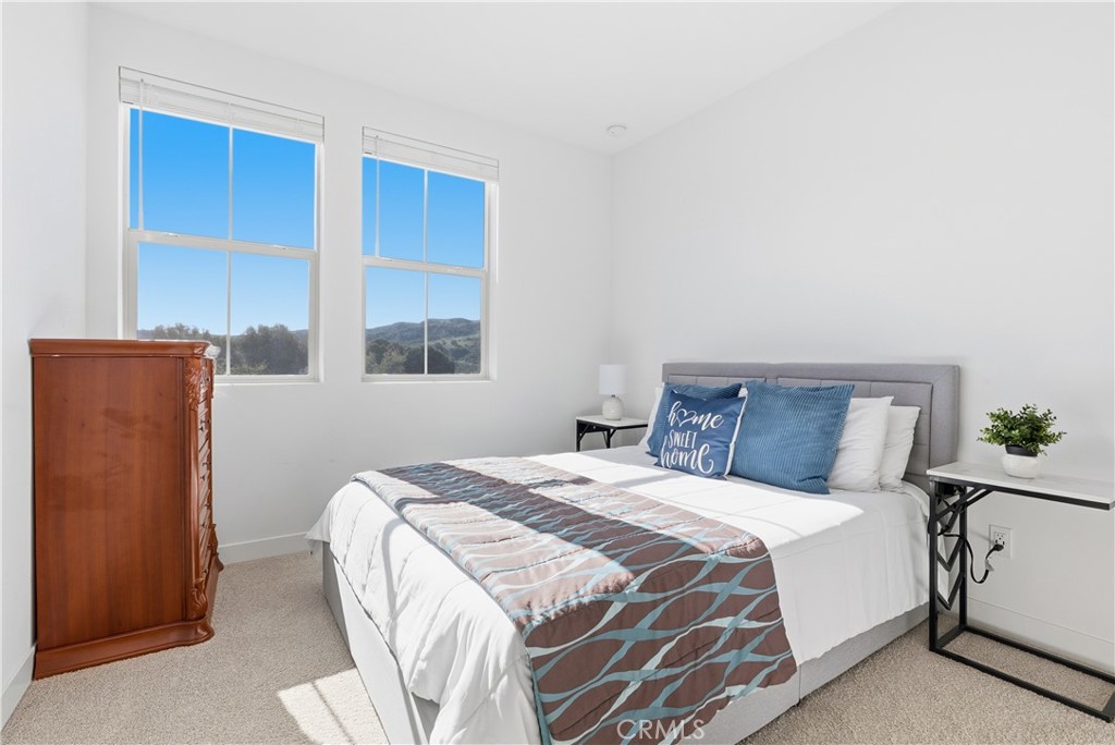 MLS #OC25271677 image #16