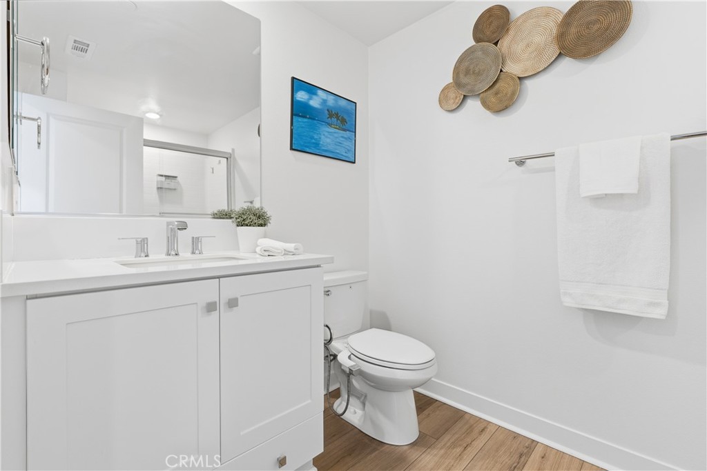 MLS #OC25271677 image #19