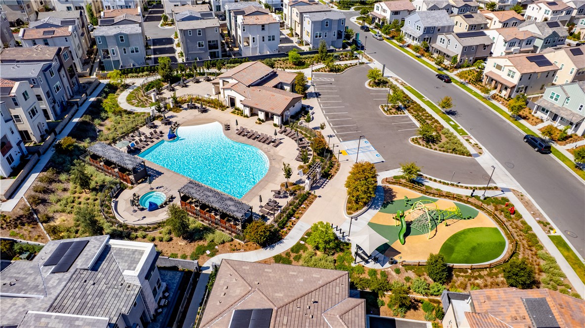 MLS #OC25271677 image #39