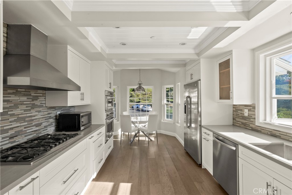 MLS #OC25271679 image #10