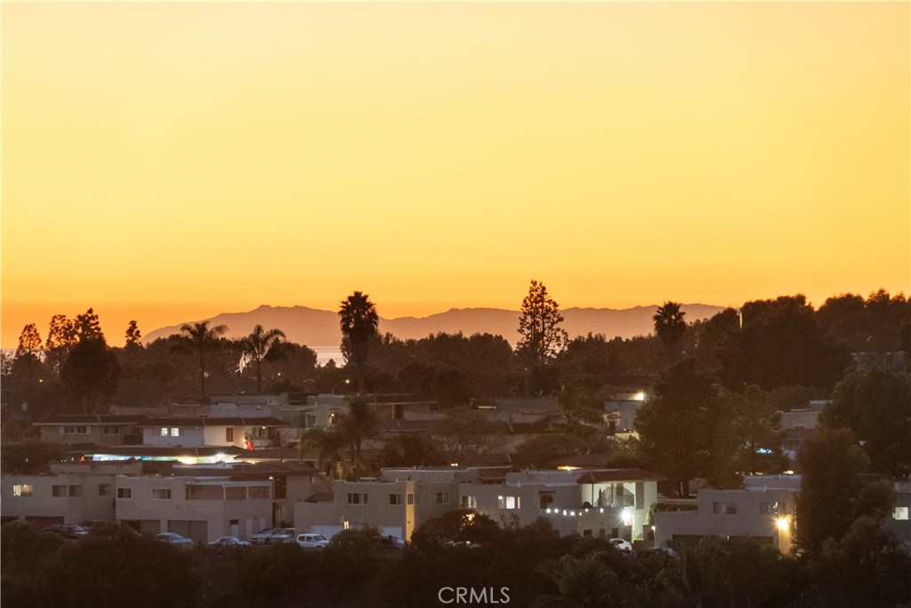 MLS #OC25271679 image #20