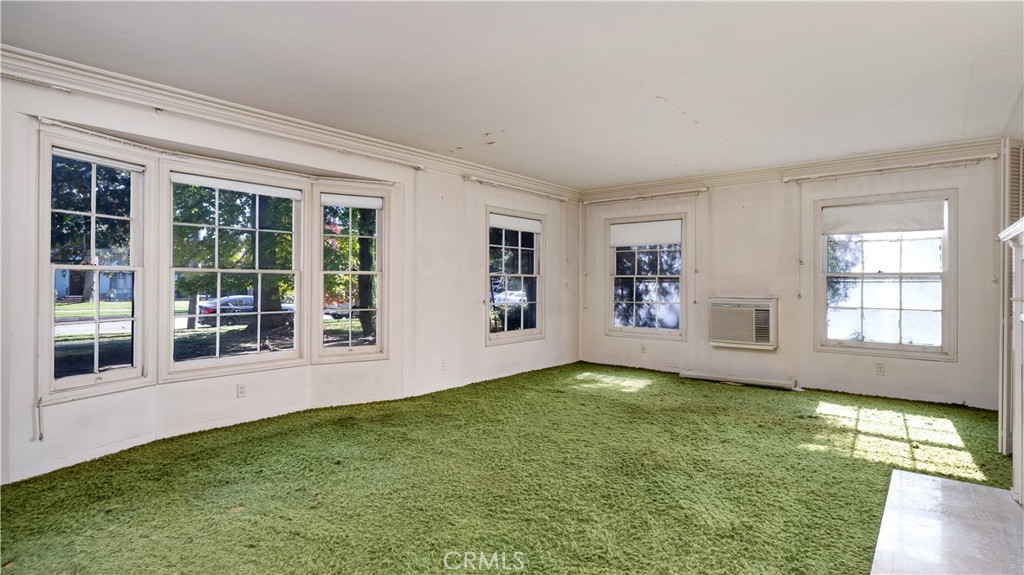 MLS #OC25271685 image #11