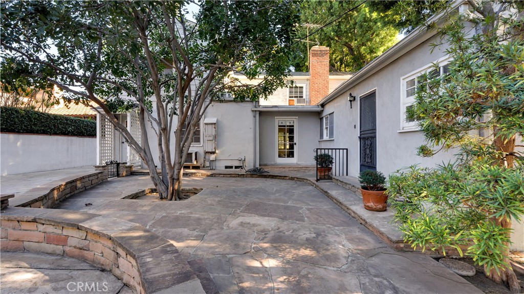 MLS #OC25271685 image #4