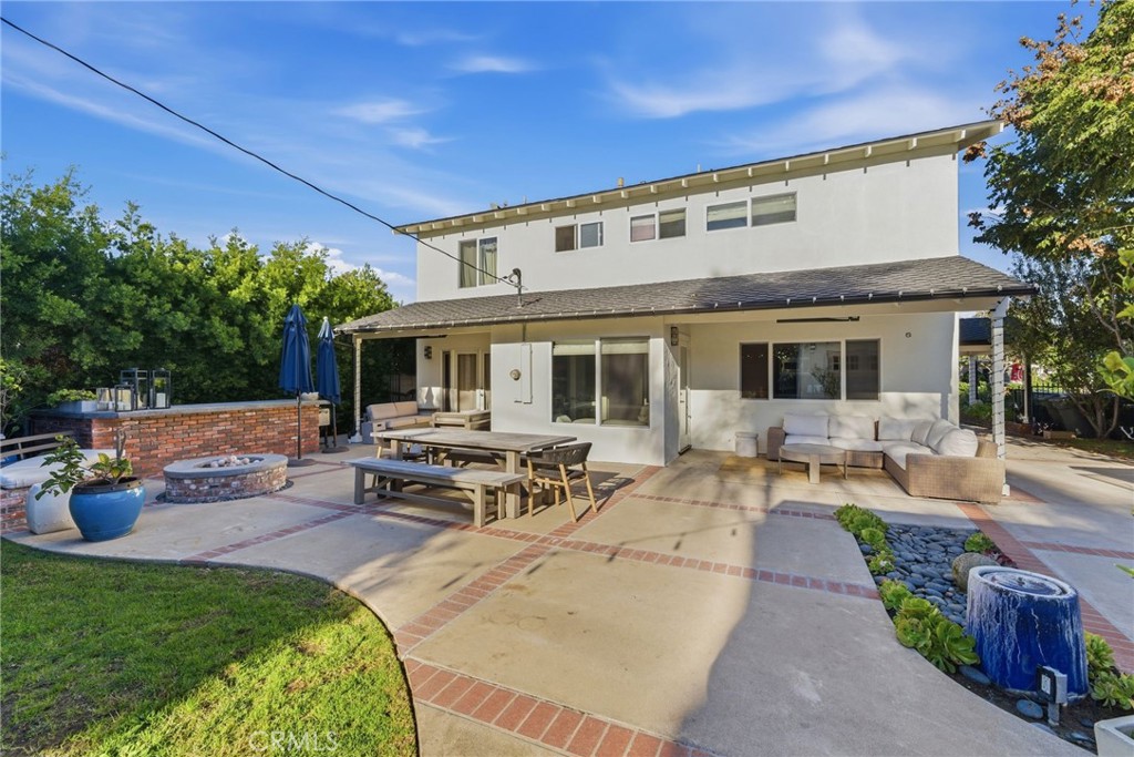 MLS #OC25271738 image #17