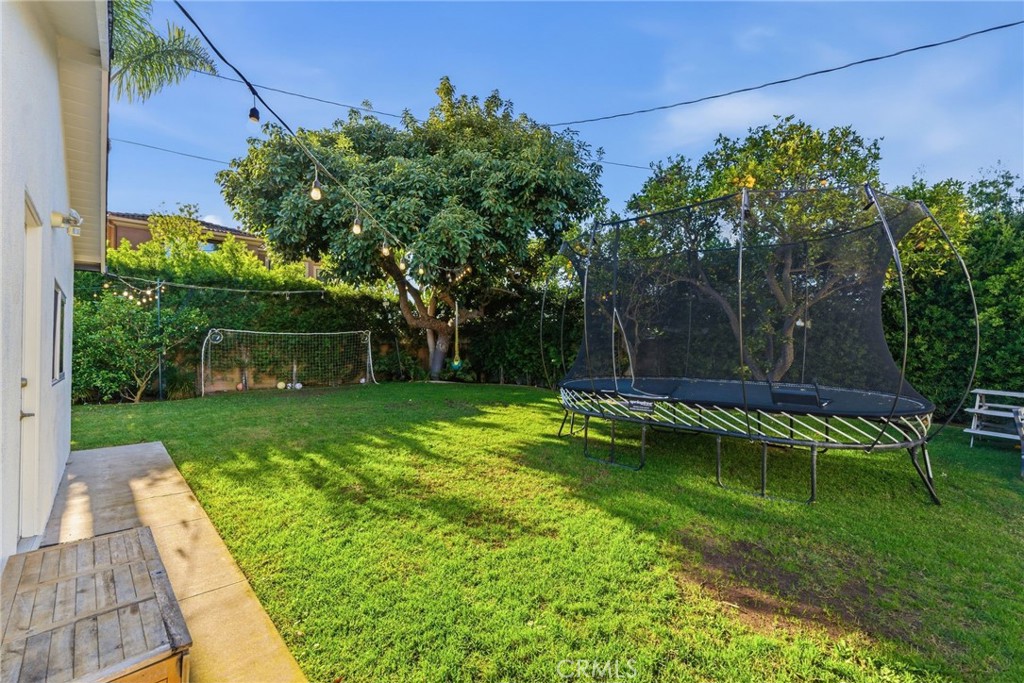 MLS #OC25271738 image #19