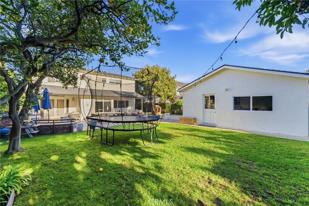 MLS #OC25271738 image #20