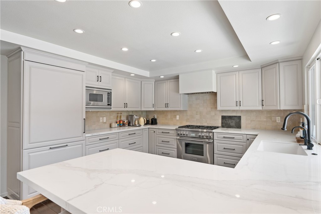 MLS #OC25271738 image #3