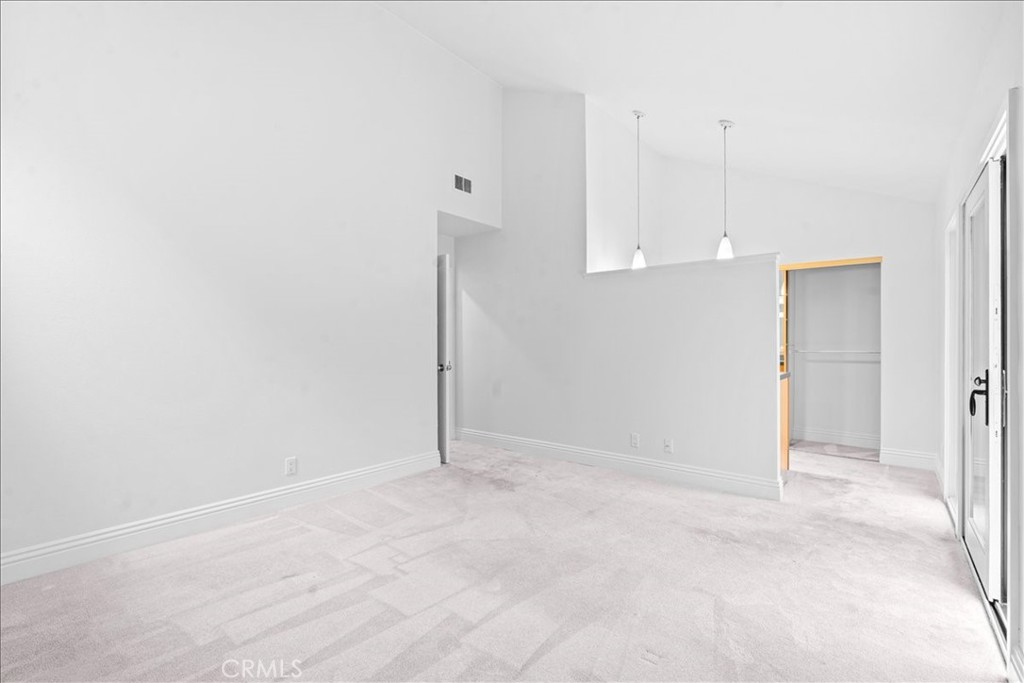 MLS #OC25271755 image #11