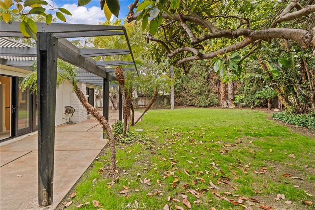 MLS #OC25271755 image #13