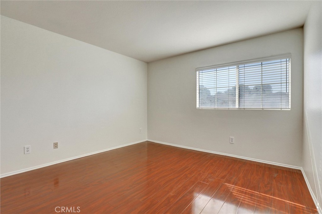 MLS #OC25271758 image #18