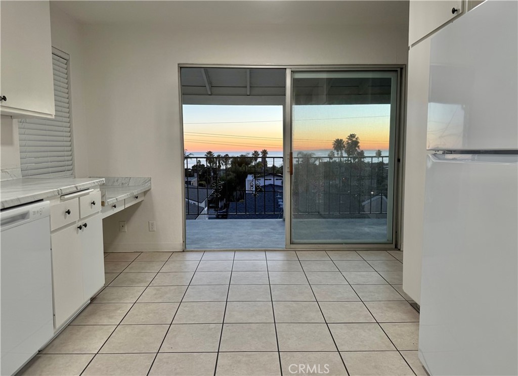 MLS #OC25271769 image #15