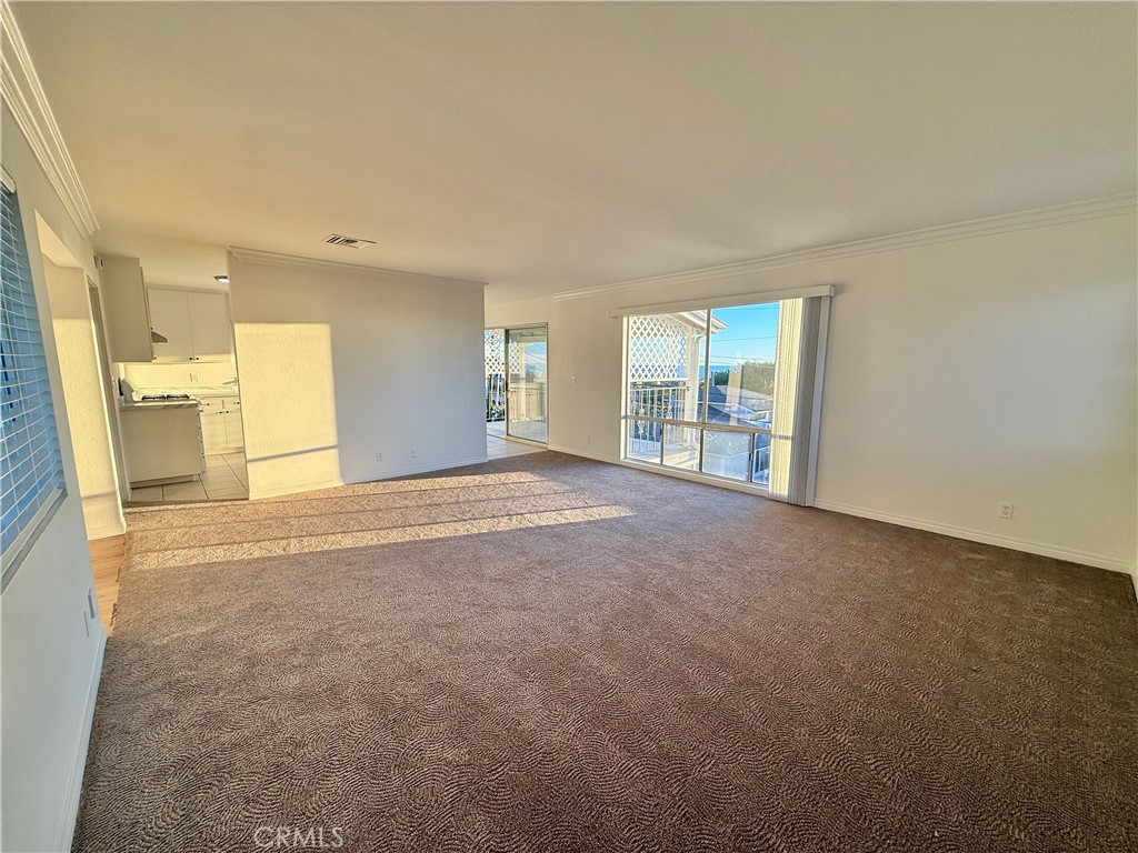 MLS #OC25271769 image #4