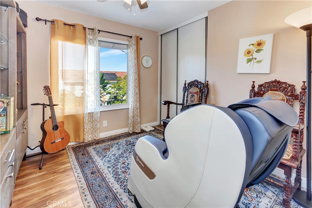 MLS #OC25271787 image #21