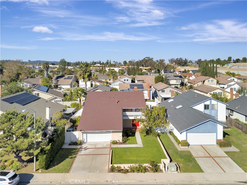 MLS #OC25271787 image #30