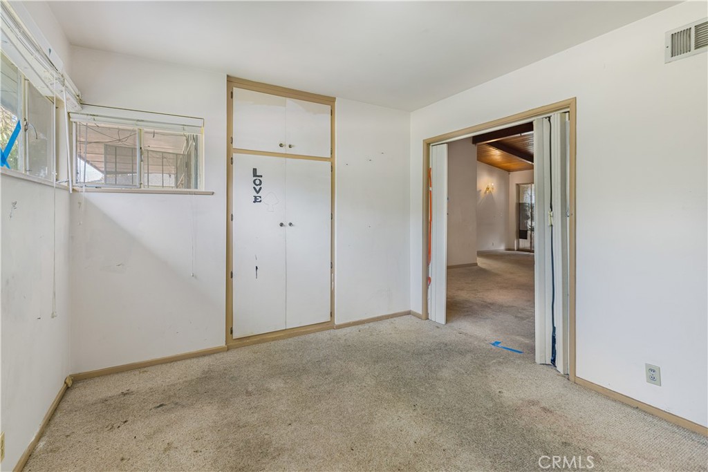 MLS #OC25271825 image #15