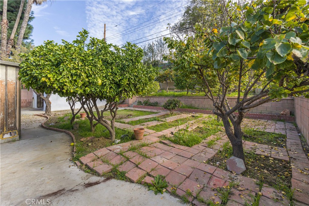 MLS #OC25271825 image #20