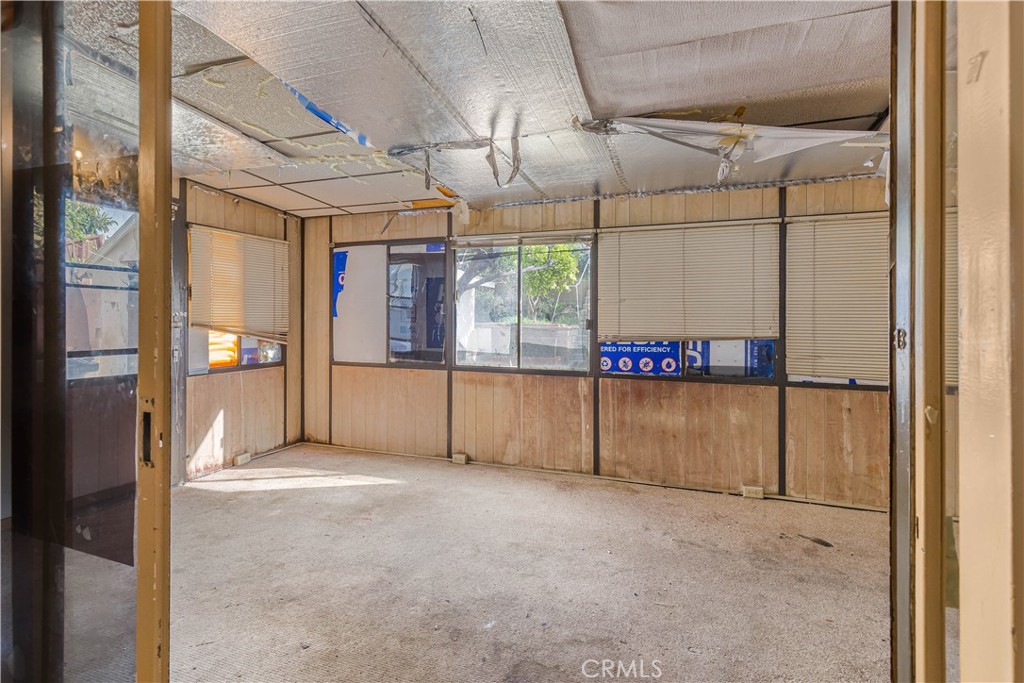 MLS #OC25271825 image #9