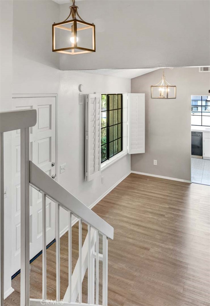 MLS #OC25271850 image #10