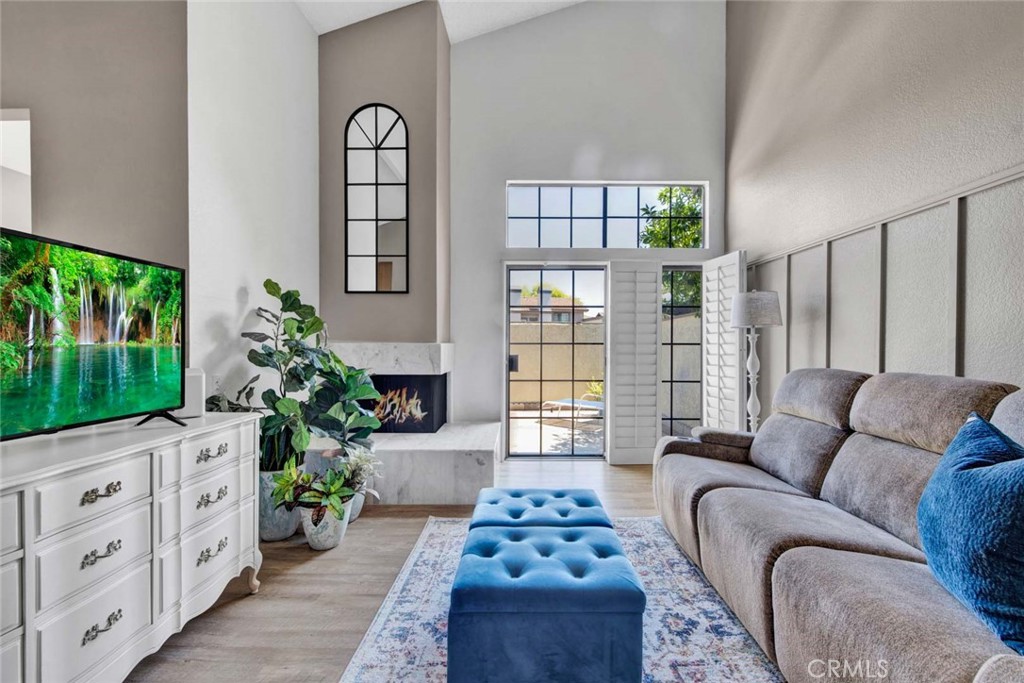 MLS #OC25271850 image #14