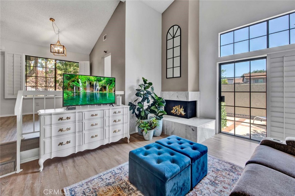 MLS #OC25271850 image #15