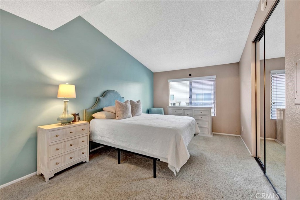 MLS #OC25271850 image #21