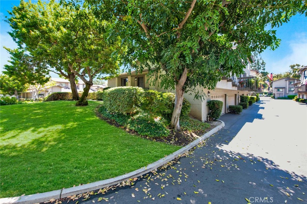 MLS #OC25271850 image #33