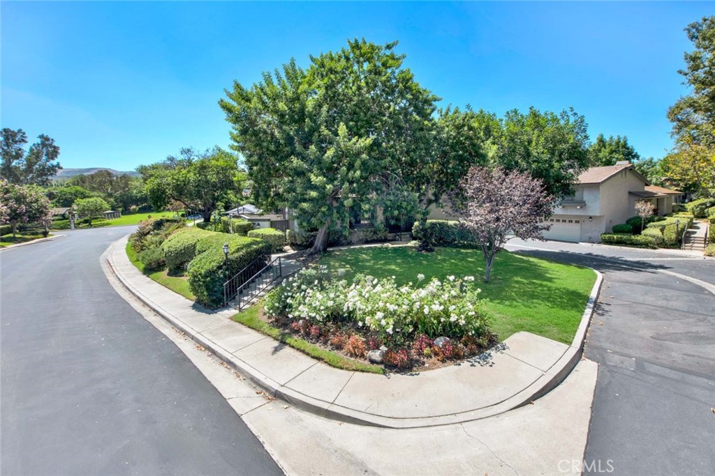 MLS #OC25271850 image #35