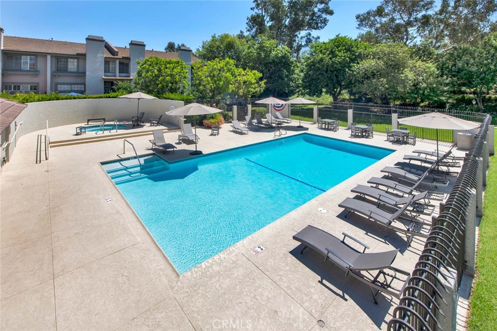 MLS #OC25271850 image #44