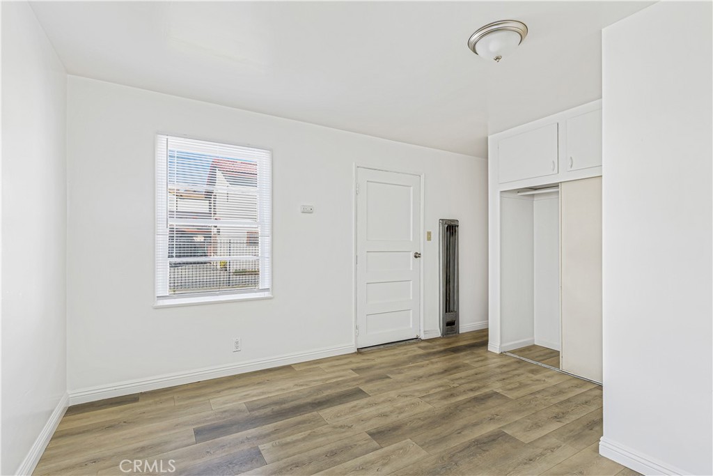 MLS #OC25271853 image #10