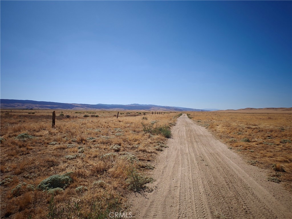 MLS #OC25271875 image #1