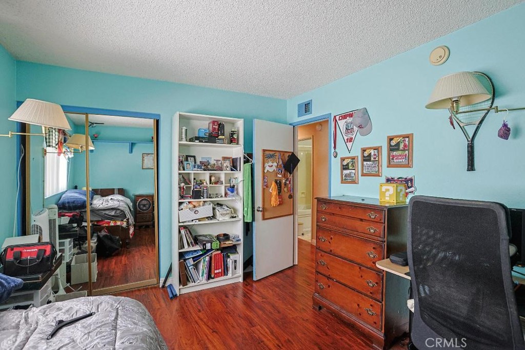 MLS #OC25271880 image #14