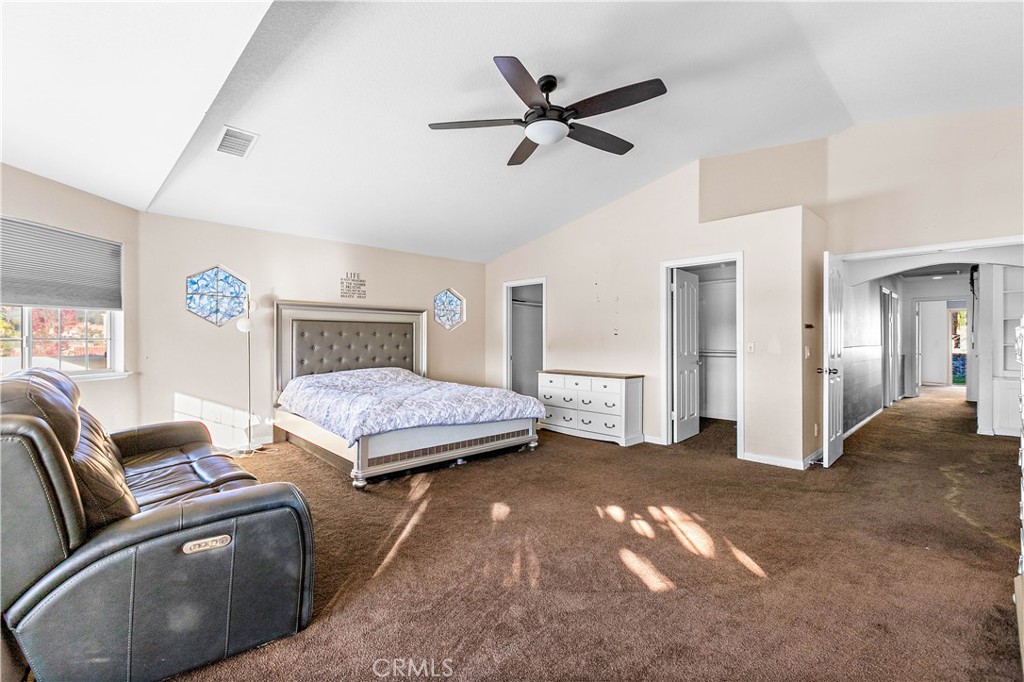 MLS #OC25271912 image #14