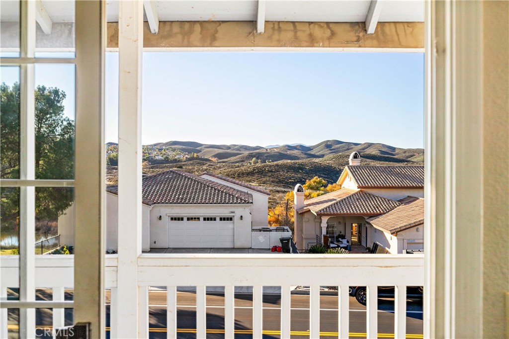 MLS #OC25271912 image #16