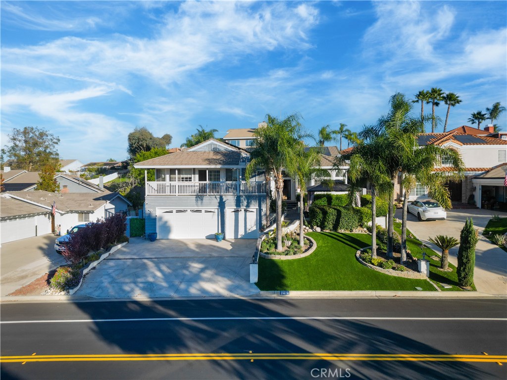 MLS #OC25271912 image #32