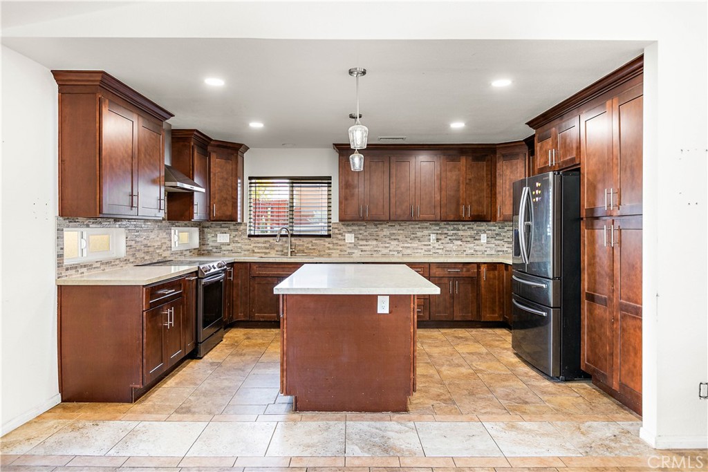 MLS #OC25271912 image #7