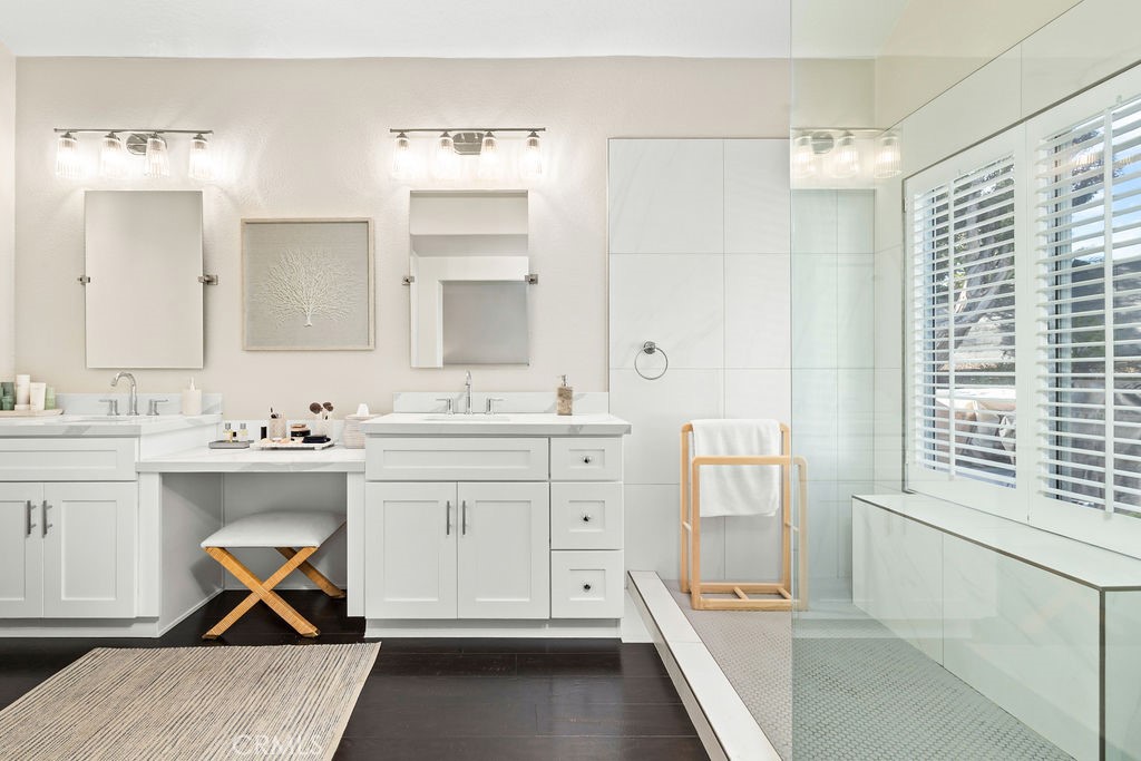 MLS #OC25271937 image #13