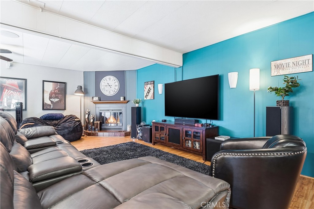 MLS #OC25271943 image #29