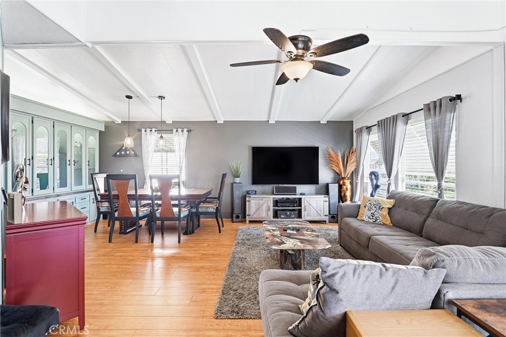 MLS #OC25271943 image #3