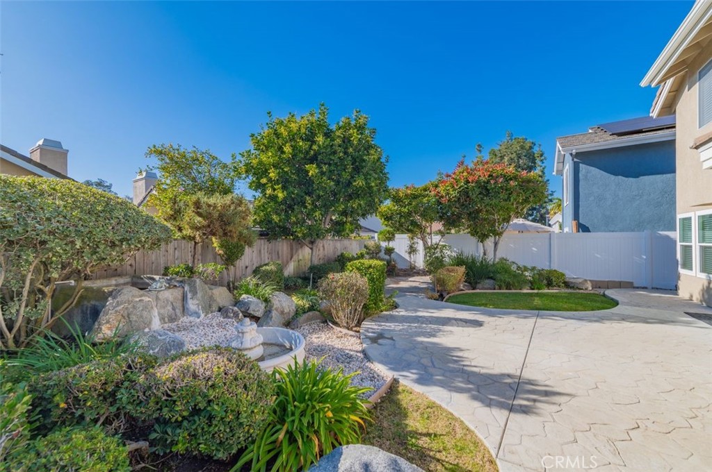 MLS #OC25271949 image #25