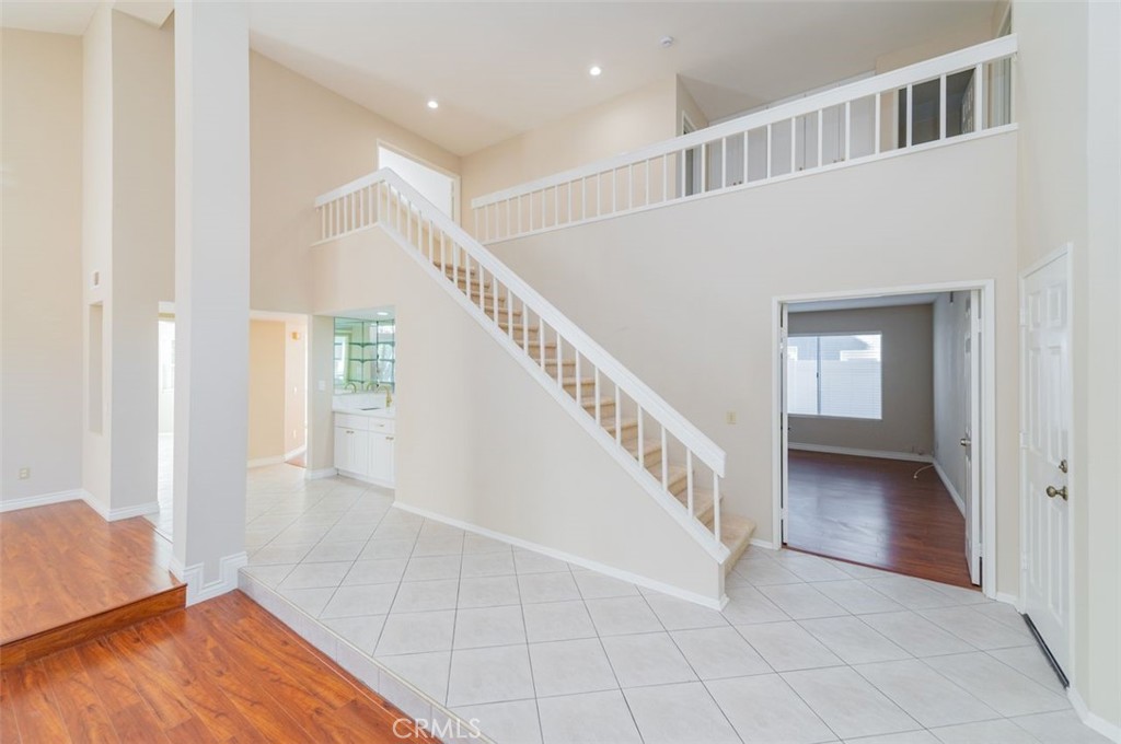 MLS #OC25271949 image #26