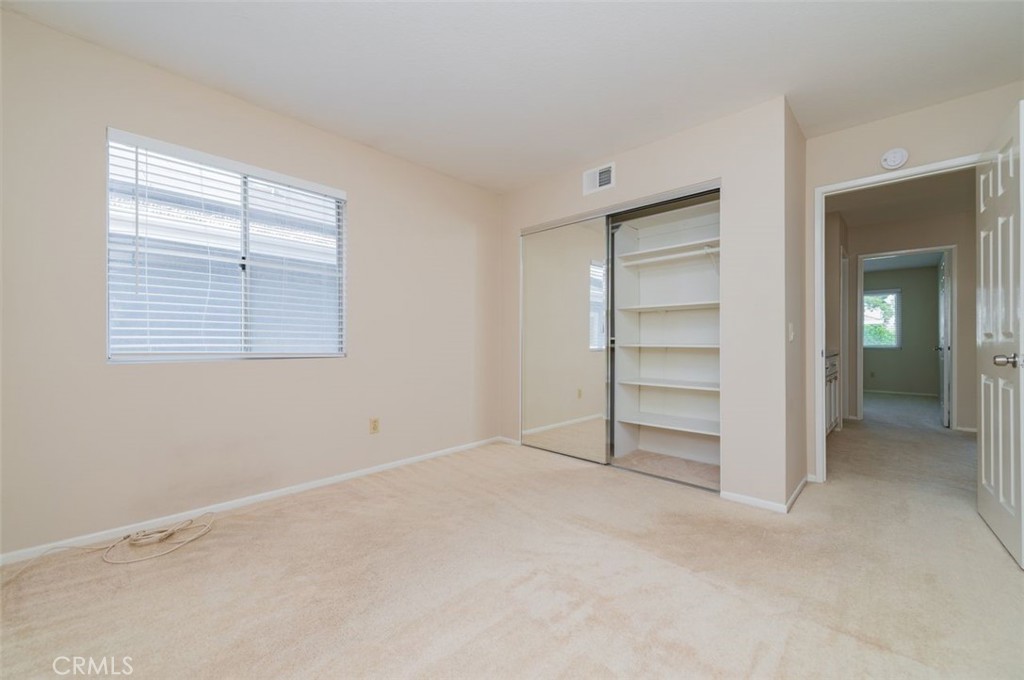 MLS #OC25271949 image #31