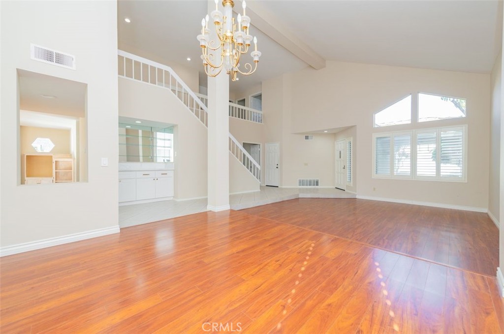 MLS #OC25271949 image #8