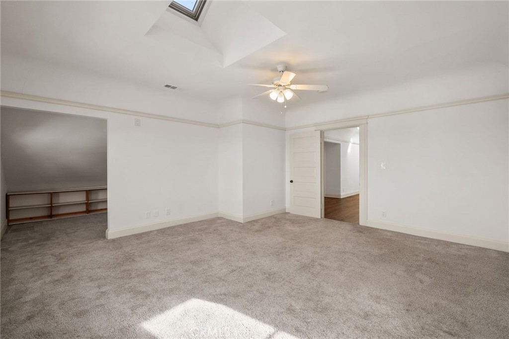 MLS #OC25271955 image #17