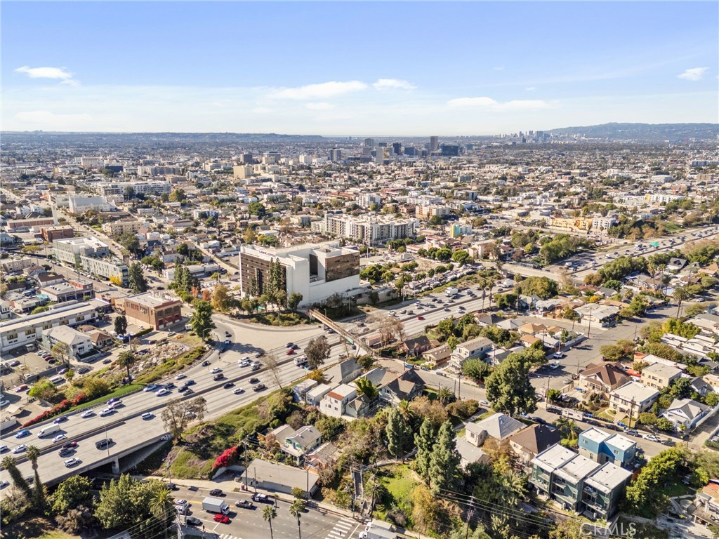 MLS #OC25271955 image #38