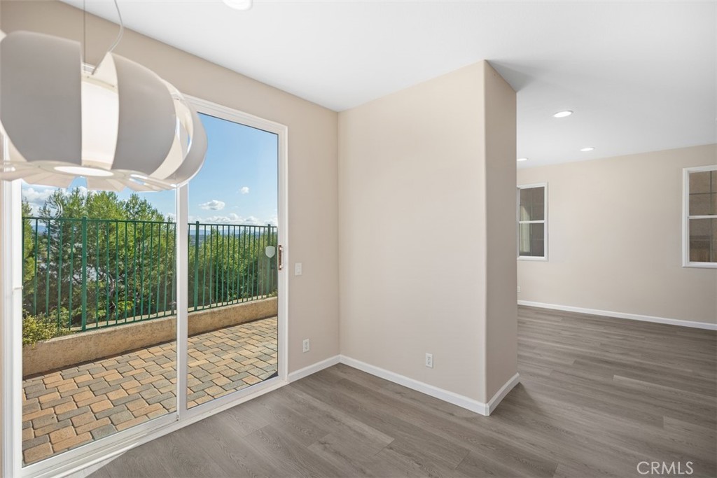 MLS #OC25271982 image #7