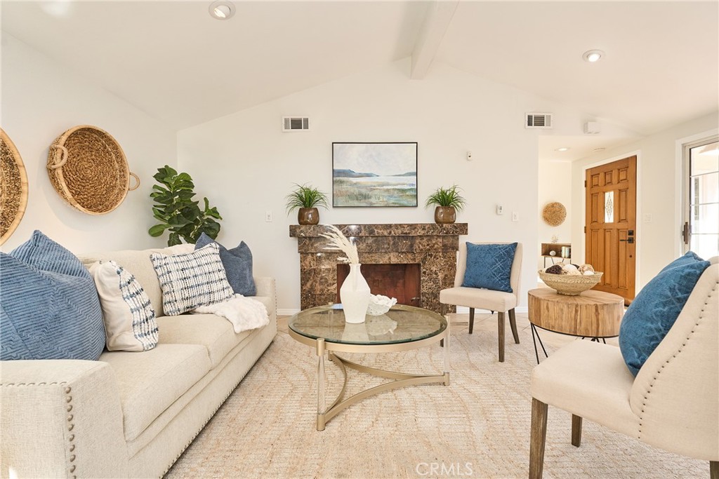 MLS #OC25272001 image #12