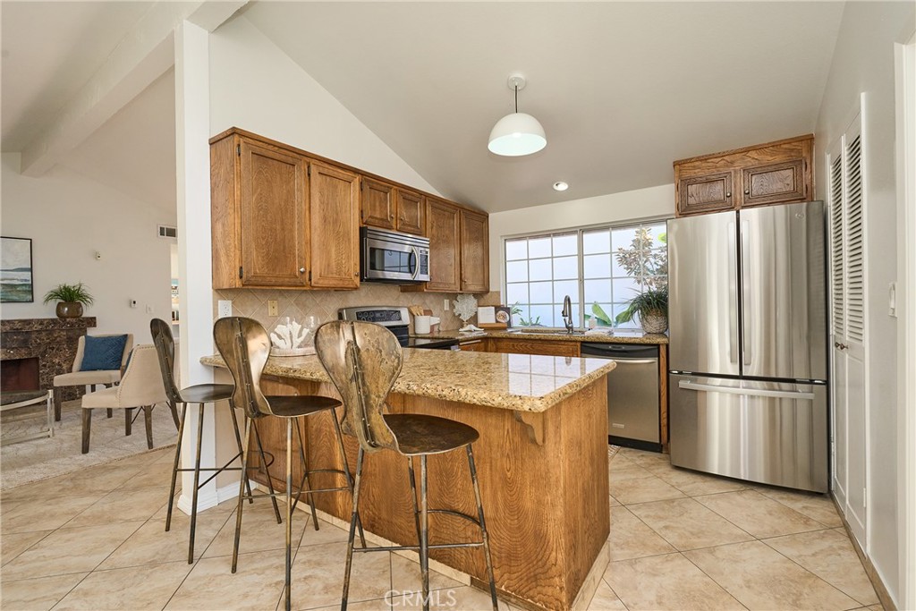 MLS #OC25272001 image #18