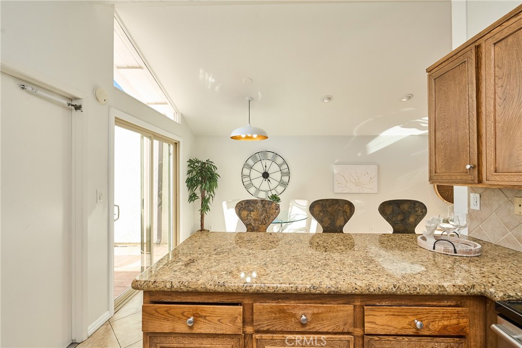 MLS #OC25272001 image #19